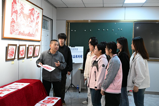 非遺之光耀白城職業(yè)技術(shù)學(xué)院，文化薪火永相傳——記一次難忘的文化藝術(shù)交流活動(dòng)